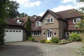 5 bedroom Detached t...